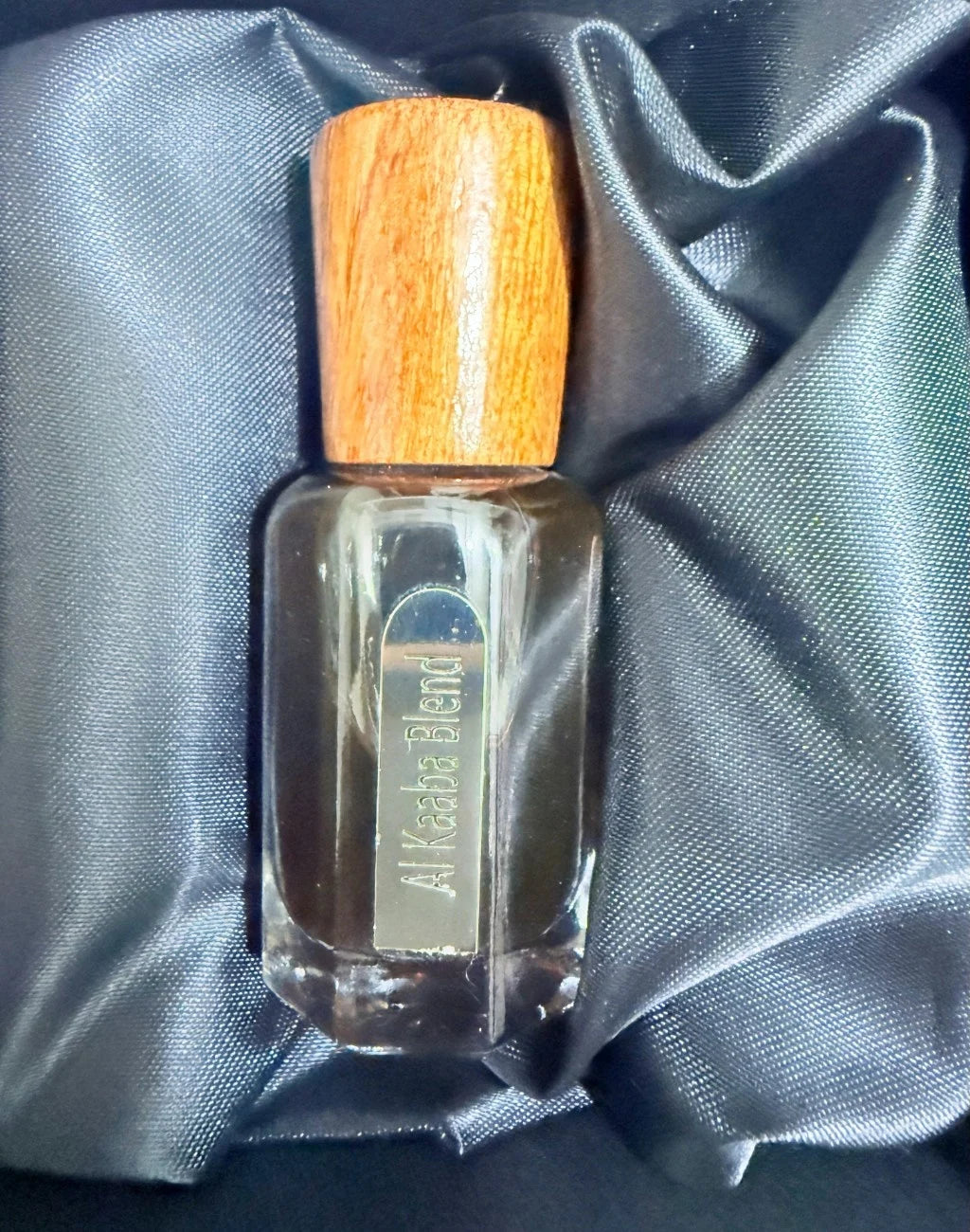 Al Kaaba Blend – A Spiritual Scent of Serenity and Memory