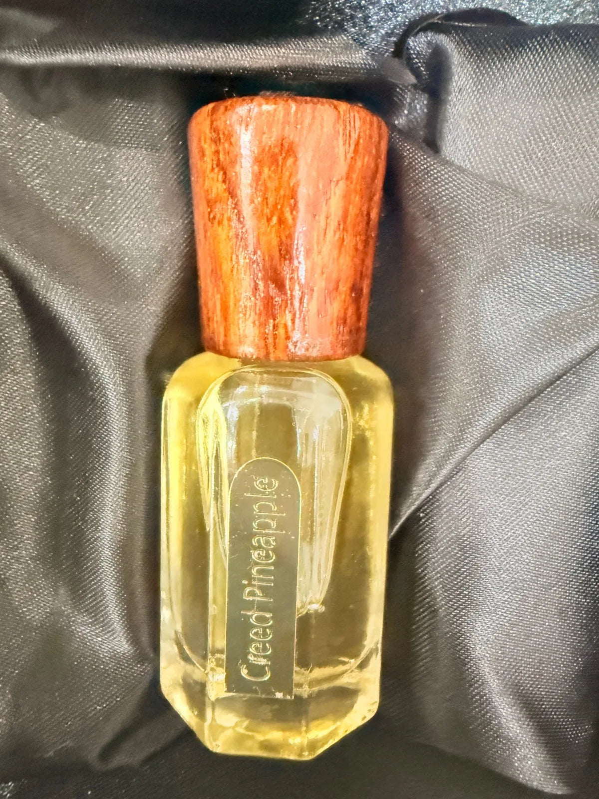 Creed Pineapple – A Bold Burst of Freshness for the Modern Man