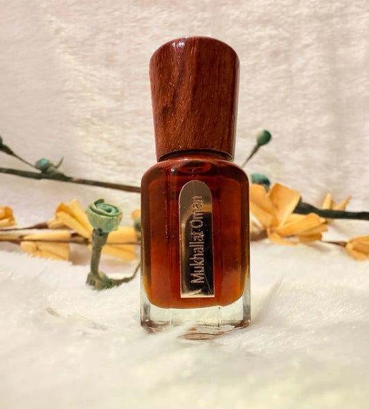 Mukhallat Oman – A Regal Symphony of Spices & Oud